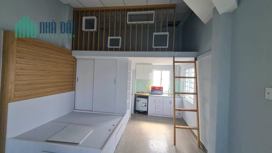 Nhà 3 Mặt Tiền Kinh Doanh Nguyễn Văn Linh Quận 7, ngang 9m, 3 tầng, chỉ 6 tỷ
