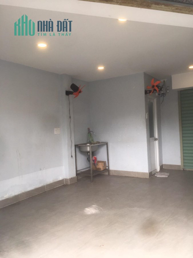 Nhà 3 Mặt Tiền Kinh Doanh Nguyễn Văn Linh Quận 7, ngang 9m, 3 tầng, chỉ 6 tỷ