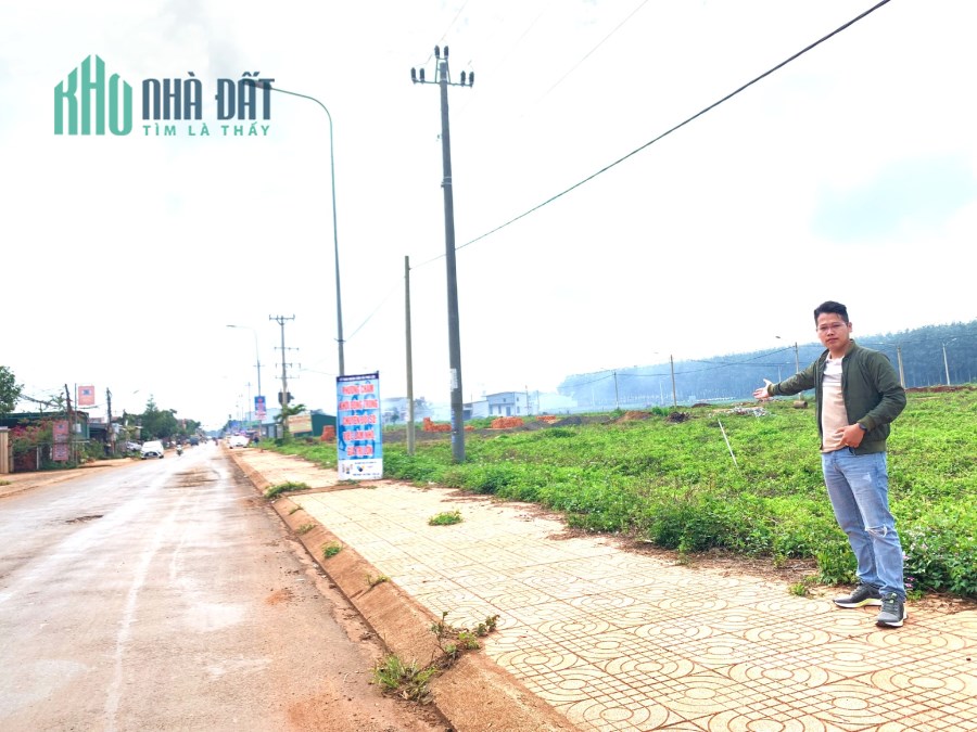 Lô biệt thự sự siêu đẹp cần chủ mới ngay trung tâm hành chính Huyện Krong Năng . LH 0334.670.293