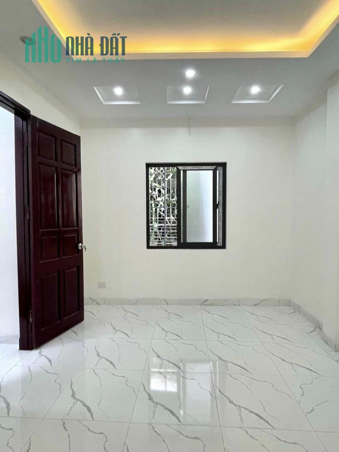 TIN ĐƯỢC KHÔNG CHỈ 4.X TỶ ‼️ SỞ HỮU NGAY CĂN NHÀ 41M² - 5 TẦNG - CHÙA LÁNG - ĐỐNG ĐA