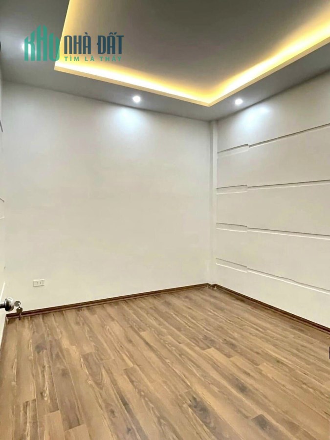 TIN ĐƯỢC KHÔNG CHỈ 4.X TỶ ‼️ SỞ HỮU NGAY CĂN NHÀ 41M² - 5 TẦNG - CHÙA LÁNG - ĐỐNG ĐA