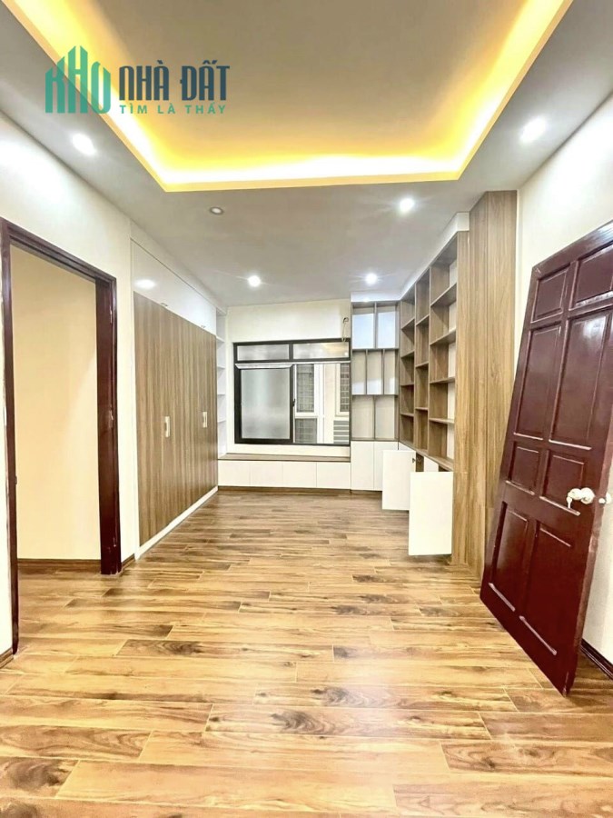 TIN ĐƯỢC KHÔNG CHỈ 4.X TỶ ‼️ SỞ HỮU NGAY CĂN NHÀ 41M² - 5 TẦNG - CHÙA LÁNG - ĐỐNG ĐA