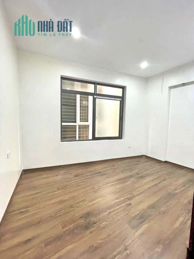 TIN ĐƯỢC KHÔNG CHỈ 4.X TỶ ‼️ SỞ HỮU NGAY CĂN NHÀ 41M² - 5 TẦNG - CHÙA LÁNG - ĐỐNG ĐA