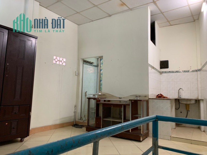 Bán Gấp Nhà Âu Cơ, P.10, Tân Bình, 25m2, Nhà Ngang 4m, Xe Hơi Đổ Cửa, Chỉ 2 Tỷ