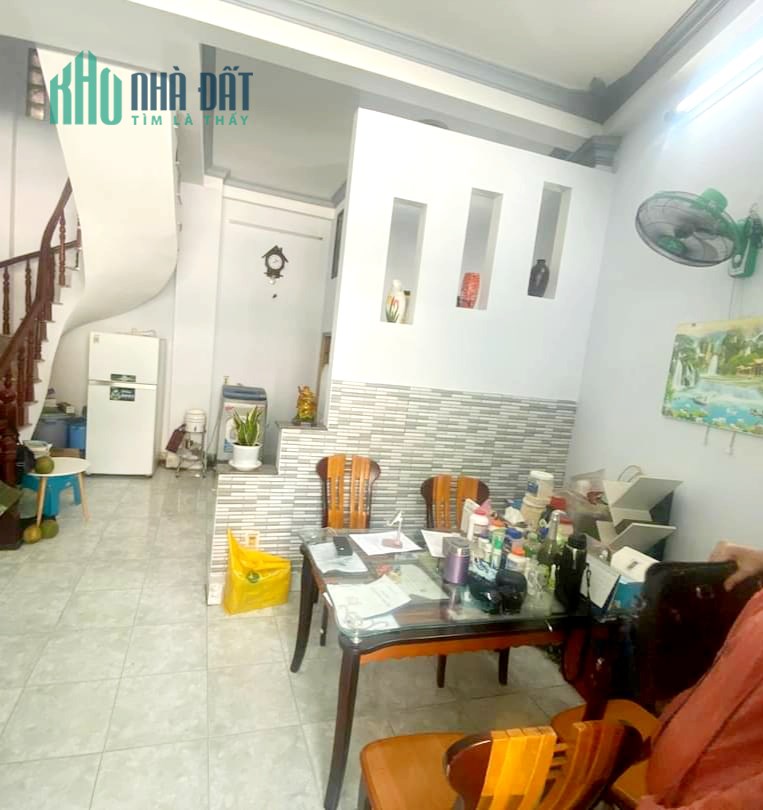 Nhà NỞ HẬU HẺM 6m XE HƠI TRÁNH thông LÊ QUANG ĐỊNH với NGUYỄN VĂN ĐẬU