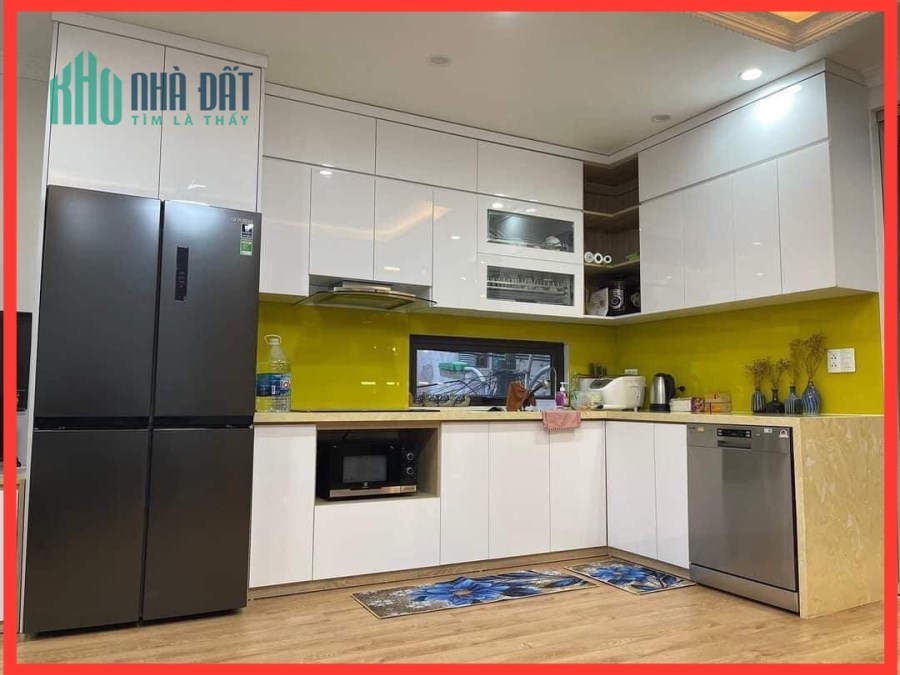 Siêu phẩm Hoa Bằng, Cầu Giấy 50m, thang máy, oto tránh, mặt tiền 9m, giá 9.5 tỷ