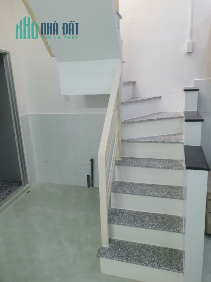 BÁN NHÀ BÌNH THẠNH HẺM 4M 70M2 NỞ HẬU 7M 5 PHÒNG NGỦ HOÀNG HOA THÁM 4.6 TỶ.