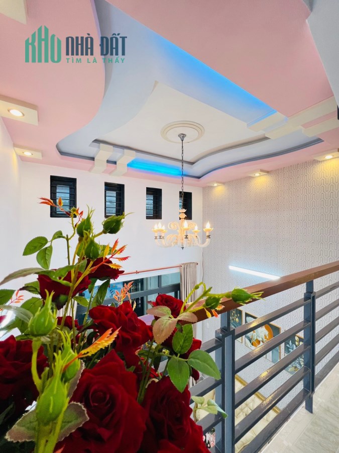 NHỈNH 6 TỶ CÓ NGAY NHÀ HXH PHẠM VĂN CHIÊU GÒ VẤP - 5 TẦNG, 5 PN, TẶNG TOÀN BỘ NỘI THẤT.