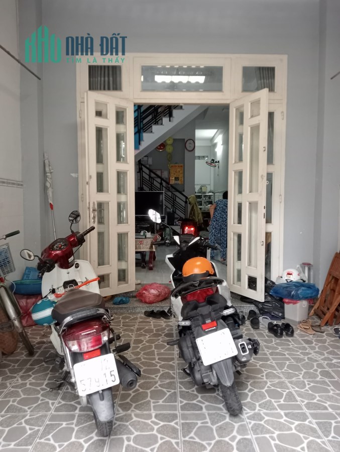 HẺM XE HƠI VÀO NHÀ, 63M2, 6.8 TỶ, QUANG TRUNG.