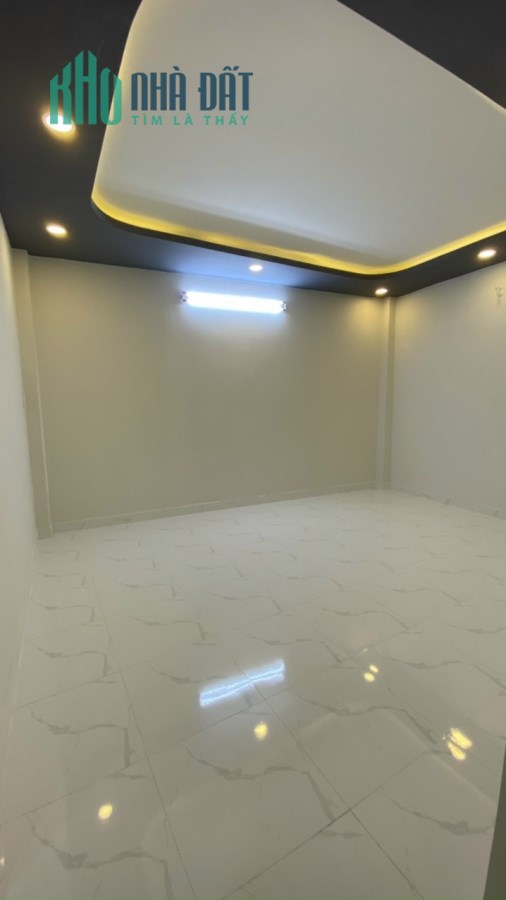 Nhà HXH Tỉnh lộ 10 Bình Tân 3 tầng BTCT ngang 6,5m bề thế nhỉnh 3 tỷ.
