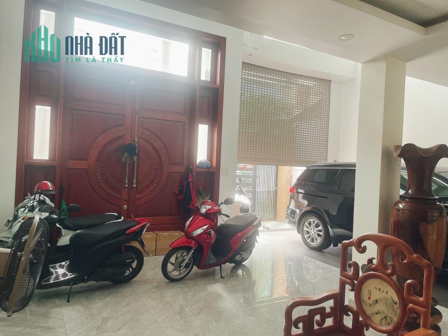 Bán nhà Thoại Ngọc Hầu - 114m - 3 tầng - 8x14 - 13.7 tỷ