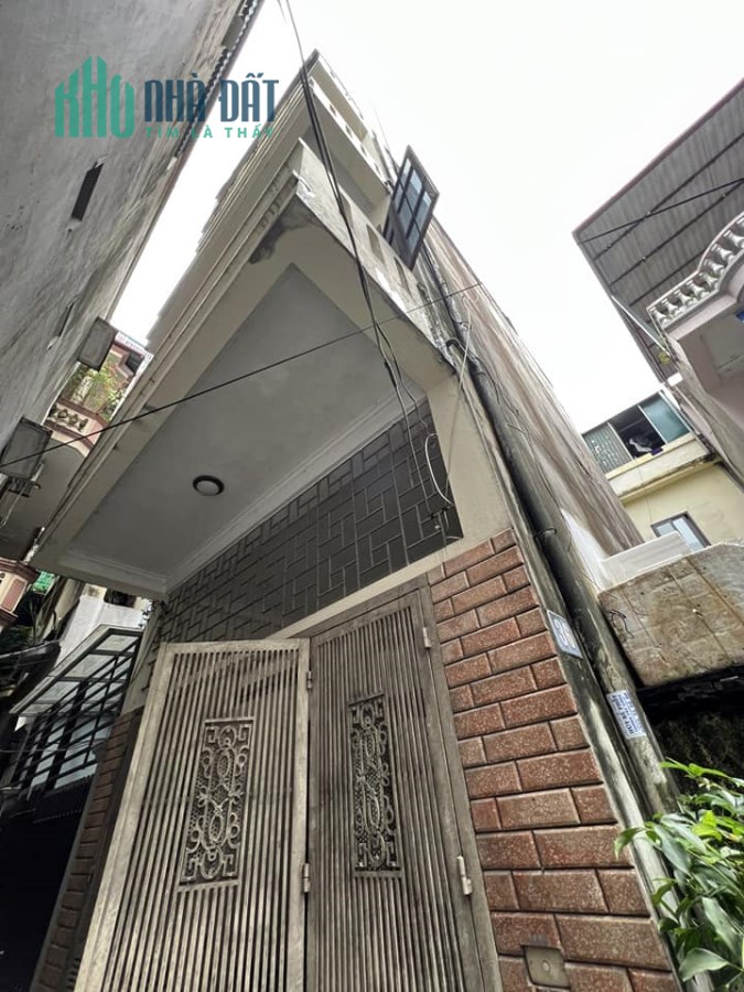 Bán gấp nhà  Phố Đặng Văn Ngữ - quận Đống Đa 55m2