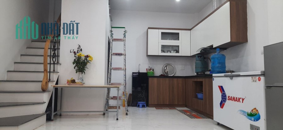 Giá từ 1.4 tỷ có nhà giáp YÊN NGHĨA Hà Đông, 35m2 x 3 tầng, ô tô đỗ sát cửa.