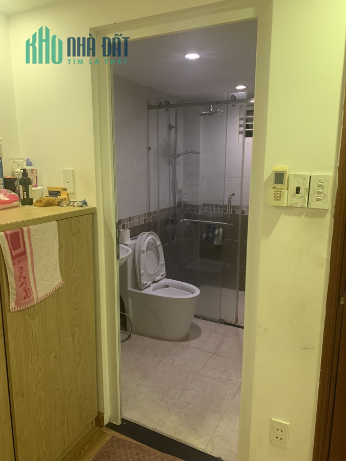 HOT HOT Cần Bán Gấp Căn Nhà Vị Trí Đẹp Tại Quận 1 -TP HCM
