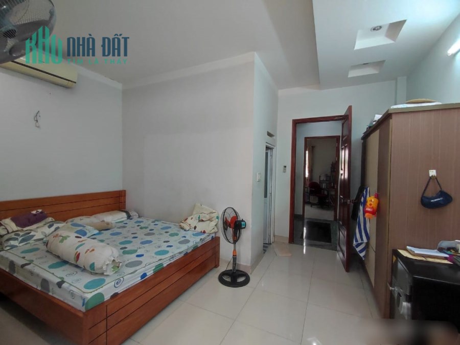 Bán nhà HXH đường Lê Đình Thám - ngang hiếm 5m - 6 tỷ. Tặng hết nội thất xịn.