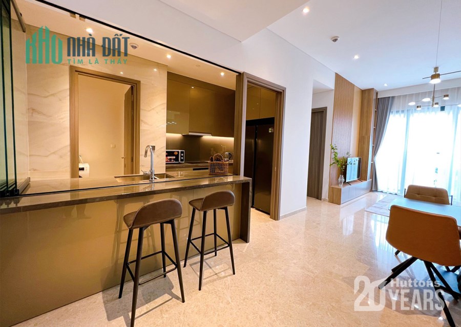 Chính chủ cho thuê căn hộ 3 phòng ngủ dự án The Marq Quận 1 - Nội thất sang trong