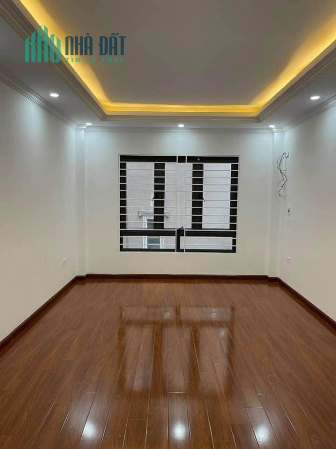 Bán Nhà Trần Cung - 33m2 - 3.65 tỷ - nhà mới ở ngay
