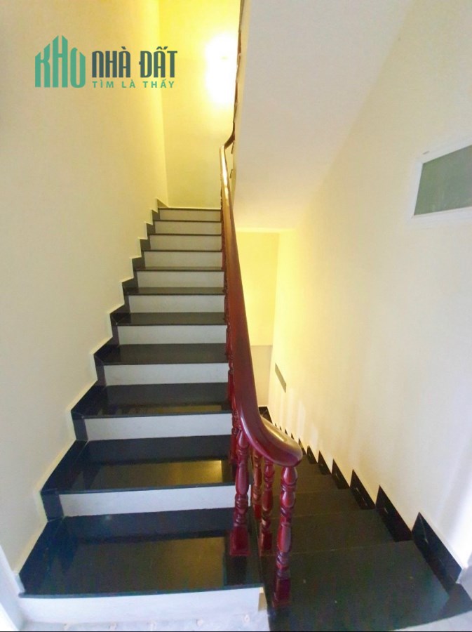 Kẹt Tiền Bán Gấp Nhà Đẹp - Khu Dân Cư Nguyễn Trung Trực P4 Đà Lạt