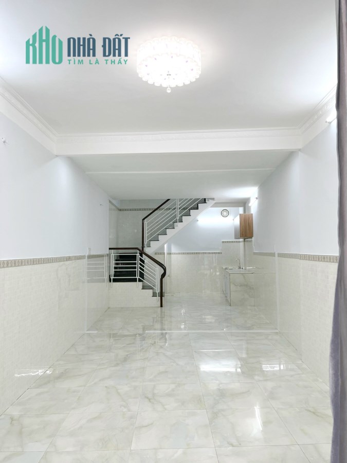 Nhà mới (3.2x13m NH 4.1m) 2 tầng đường Âu Dương Lân F3 Q8