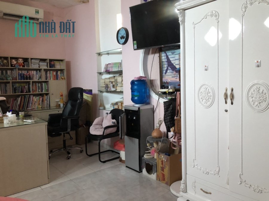 Bán gấp Mặt Tiền đừơng Tân Phứơc P.8 Q.Tân Bình, 78m2 5PN, Giá 25,5 tỷ