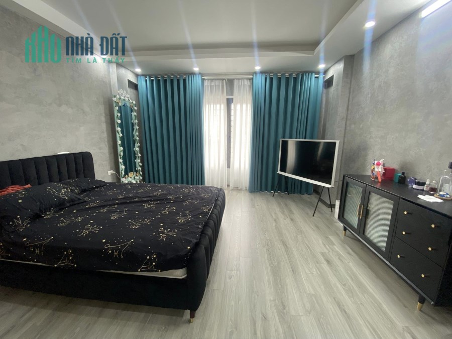 Bán nhà Quang Trung, 47m2, 4 tầng, ngõ thông, ô tô 10m giá 4.5 tỷ