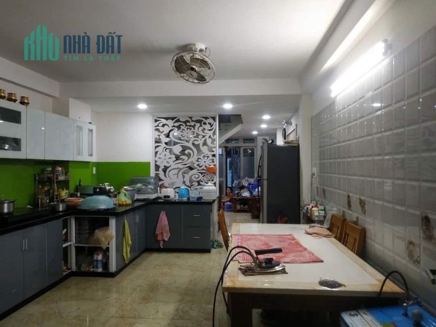 CỰC HIẾM CHỈ 6.46 TỶ CÓ NGAY NHÀ LÊ ĐỨC THỌ 5TẦNG BỀ THẾ KIÊN CỐ,ÔTÔ NGỦ TRONG NHÀ(4X18).LH