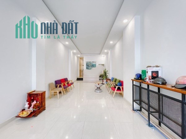 Mặt Tiền NGÔ QUYỀN. 4m x16m. 4 Lầu. 17  tỷ TL