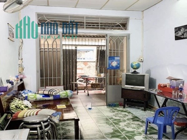 Hẻm 401 CÁCH MẠNG THÁNG 8. 56m2. 2 Lầu. 4.9 TL