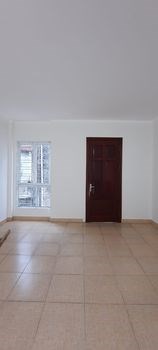 Quá đẹp chính chủ bán  nhà phố Việt Hưng ở ngay dt 36 , 5 tầng nhỉnh 3 tỷ