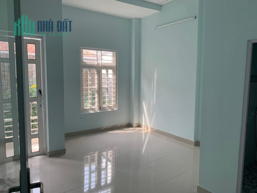 Cần Bán Gấp Nhà Kênh Tân Hóa Hẻm/ P  Phú Trung , Tân Phú, 56m2, 2 lầu,3pn,3wc , Gía chỉ 5.2 tỷ.