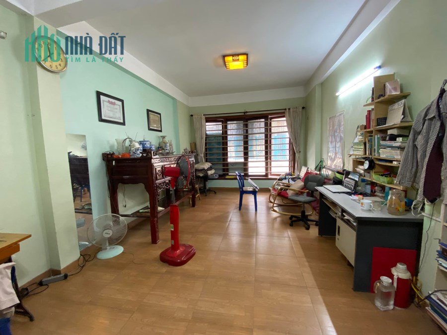 Giảm 500tr Chủ cần bán gấp siêu phẩm mặt phố Hoa Bằng 63m2, 5T, vỉa hè kinh doanh sầm uất, 15.1 tỷ