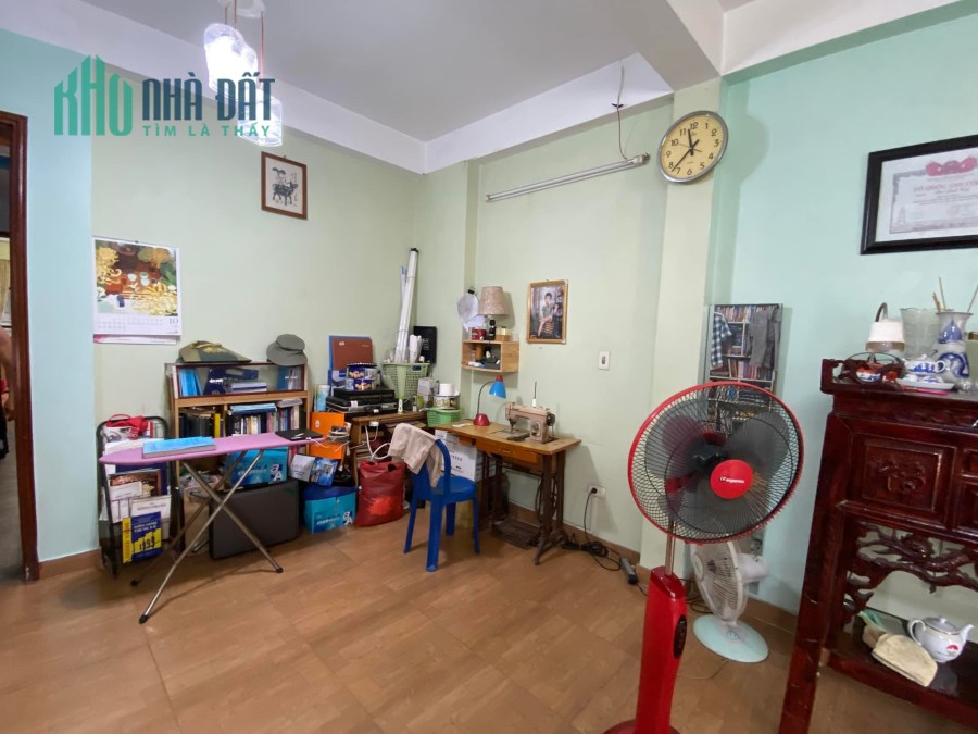 Giảm 500tr Chủ cần bán gấp siêu phẩm mặt phố Hoa Bằng 63m2, 5T, vỉa hè kinh doanh sầm uất, 15.1 tỷ