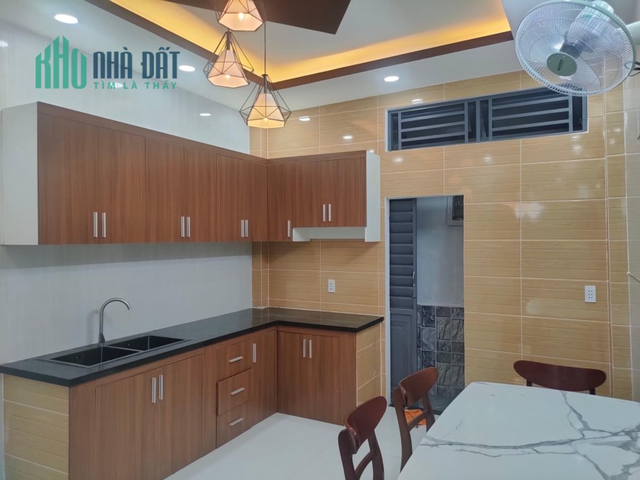 Cần tiền quyết bán trước Tết nhà đẹp hẻm rộng TT GÒ VẤP