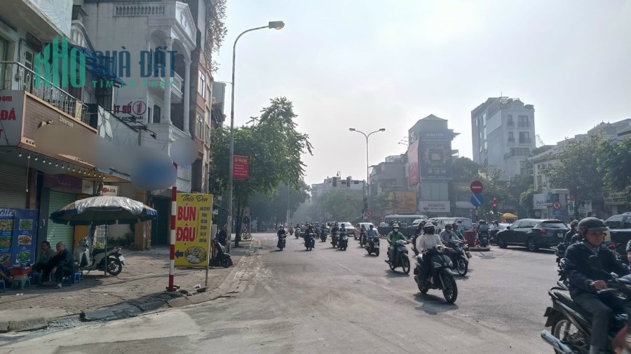Bán nhà mặt phố Sân Vận Động Hàng Đẫy - Lô góc 6 tầng - mặt tiền hơn 6m - Nhà dân xây mới - 35m2
