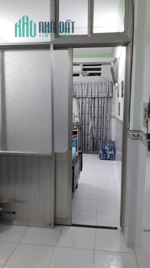 Bán Căn hộ Lầu 1CC Vườn Lài  Quận Tân Phú. 40m2 chỉ hơn 1 tỷ