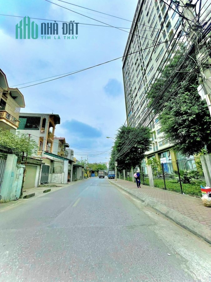 Bán đất phường Phú Lãm, 40m nở hậu, 2 mặt ngõ, ô tô vào tận đất, trung tâm phố Xốm