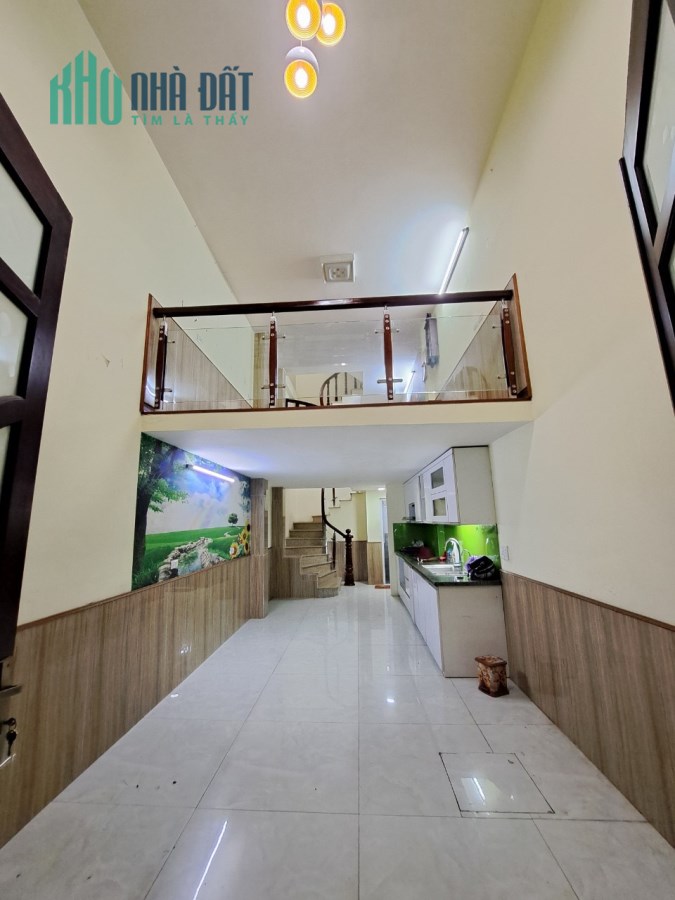 Bán nhà Tô Vĩnh Diện, 32m2x5 tầng, giá 5.9 tỷ