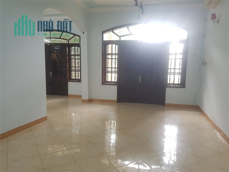 Cho thuê mặt bằng đường 30/4, tp.vũng tàu 1t2l khu sầm suất