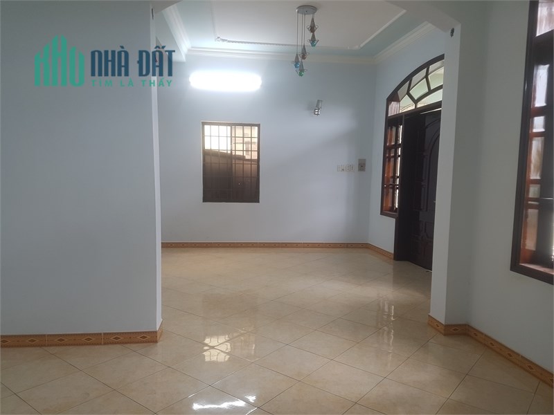 Cho thuê mặt bằng đường 30/4, tp.vũng tàu 1t2l khu sầm suất