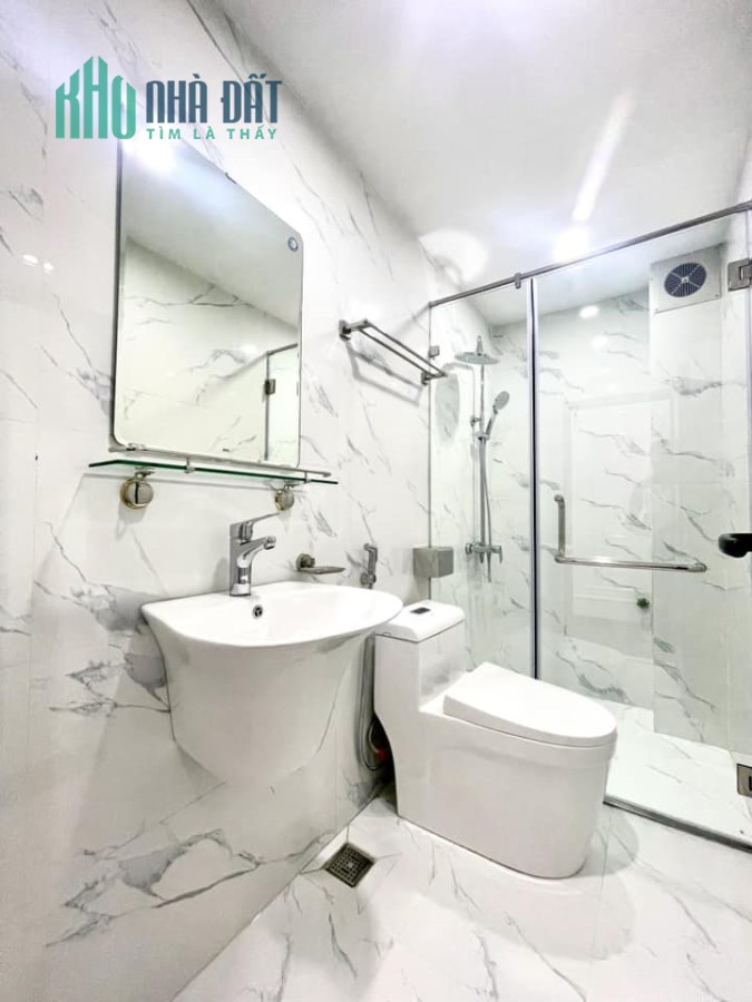 Siêu Rẻ. Bán nhà Thịnh quang, Đống Đa, 50m2