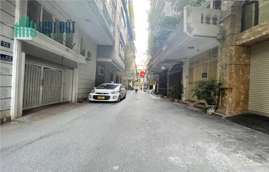 Bán nhà Minh Khai. Ngõ ô tô đỗ cửa. 65m x 4 tầng. 9 tỷ có thương lượng