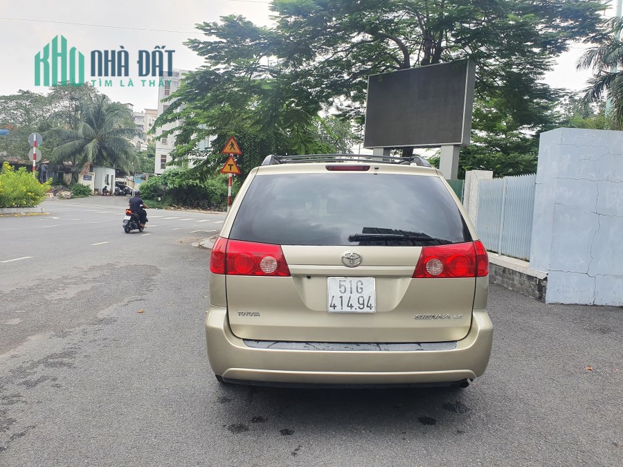 Cần bán gấp Xe Toyota Sienna LE 3.5 2008