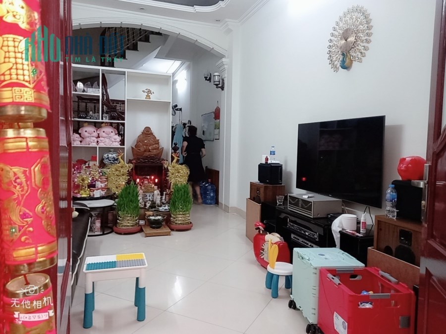 Bán nhà Nguyễn Đức Cảnh, phân lô 56m2, 4 tầng lô góc, 30m ô tô tránh, dân xây, 5 tỷ 1