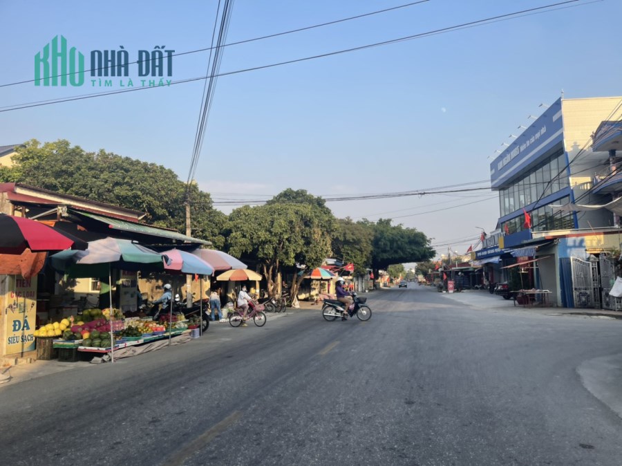 🥏 cần bán đất khu vực Dân cư đông đúc nhộn nhịp phát triển mọi mặt.