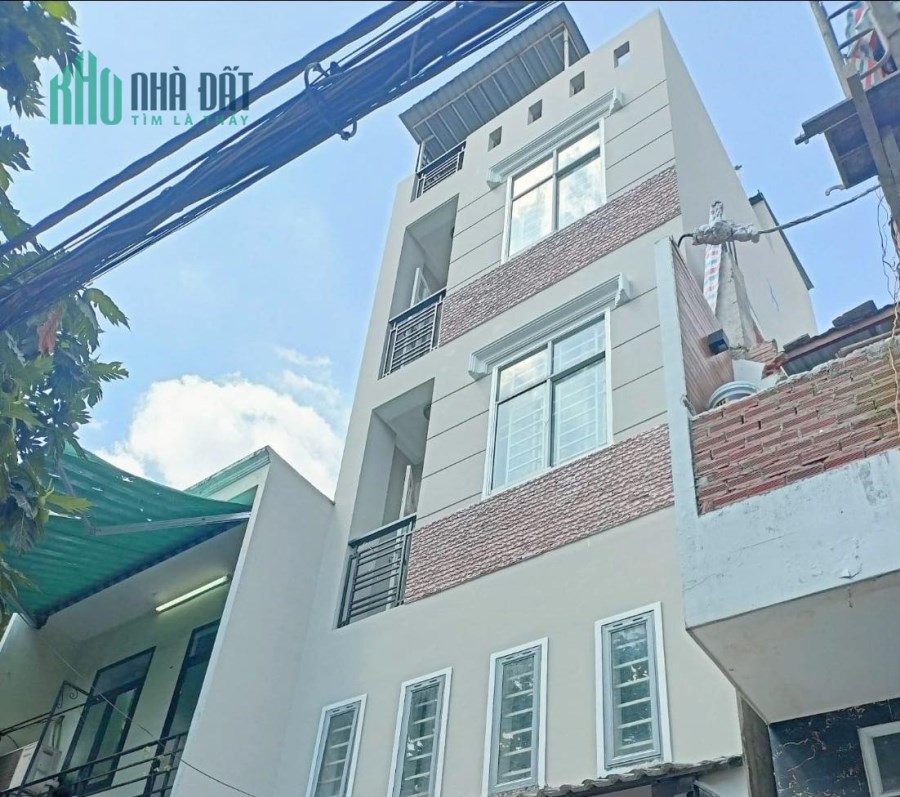 HẺM HƠN 5M - NHÀ 5 TẦNG - NHỈNH 4 TỶ-BÌNH THẠNH- CHỦ ĐI MỸ .BÁN GẤP