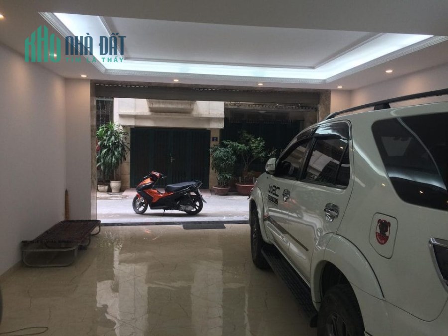 Bán nhà Nguyễn Hoàng Tôn, Tây Hồ, 40m2x6T lô góc phân lô quân đội gara ô tô 3 bước hồ tây
