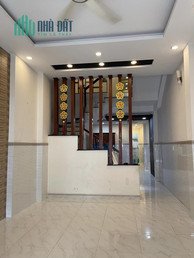 Bán gấp nhà rẻ HXH 8m Bình Long 85m2,3 tầng chỉ 6ty6