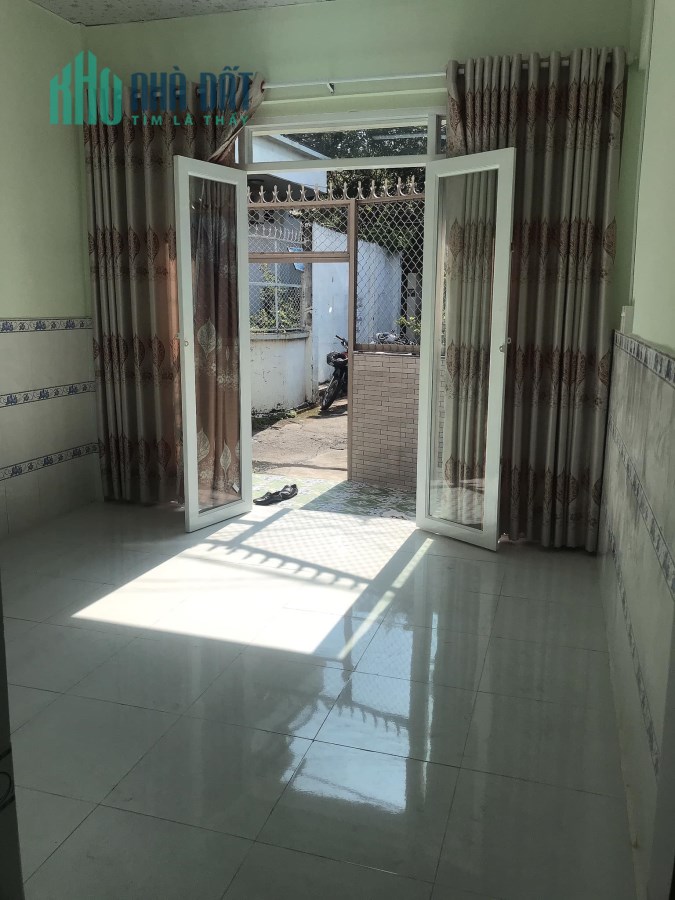 Cần bán nhà cấp 4, gần chợ Thủ Đức, hẽm xe hơi, diện tích 67m2, bán 4,25 tỷ