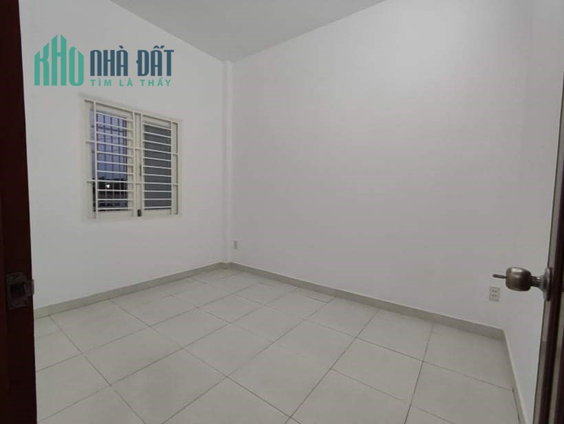 BÁN GẤP nhà 3 TẦNG-45M2 sử dụng-Bình Tiên-Quận 6-Chỉ 2.25 Tỷ