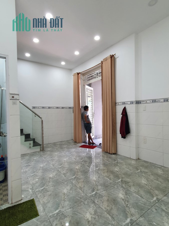 BÁN GẤP NHÀ DT 40M2, HẺM RỘNG 3 TẦNG, CHỈ 2 TỶ 750.